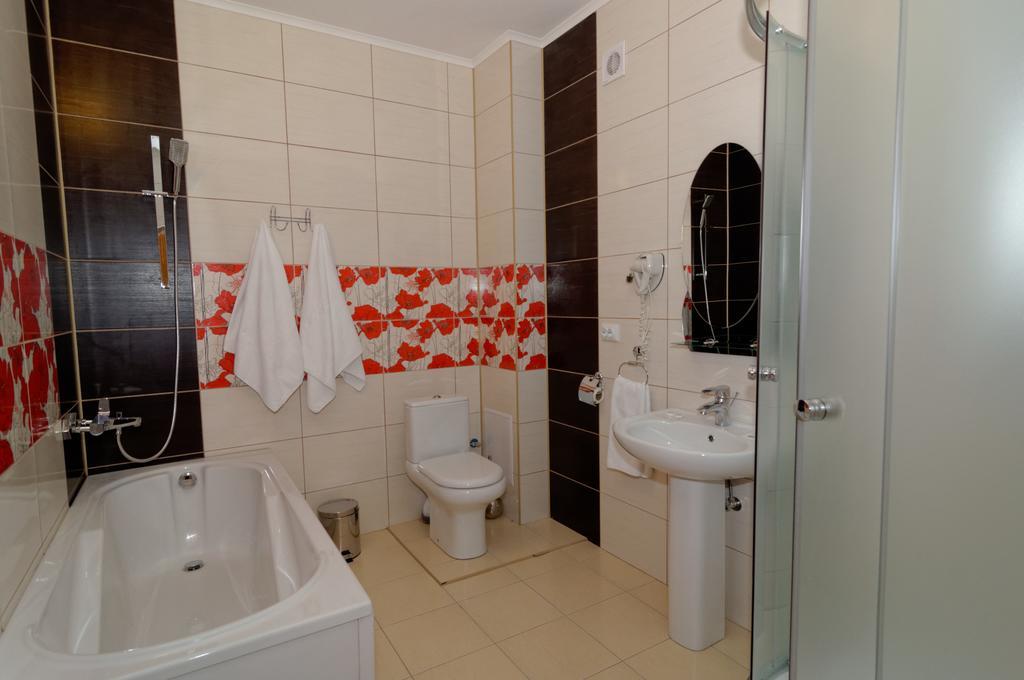 Pysanka Hotel Kołomyja Pokój zdjęcie