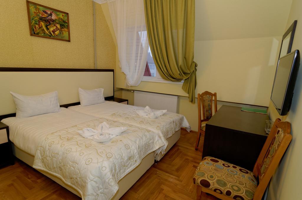 Pysanka Hotel Kołomyja Pokój zdjęcie