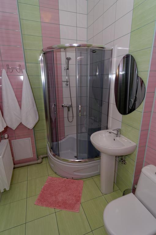 Pysanka Hotel Kołomyja Pokój zdjęcie