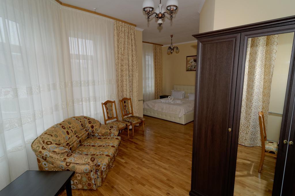 Pysanka Hotel Kołomyja Pokój zdjęcie