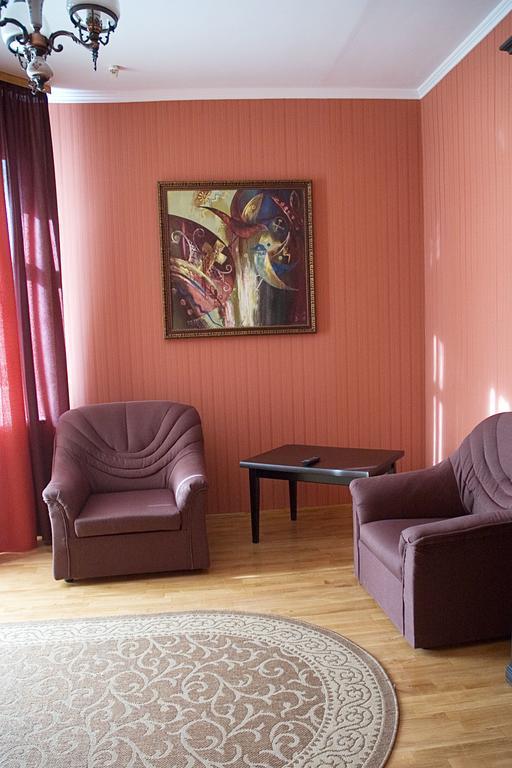 Pysanka Hotel Kołomyja Pokój zdjęcie