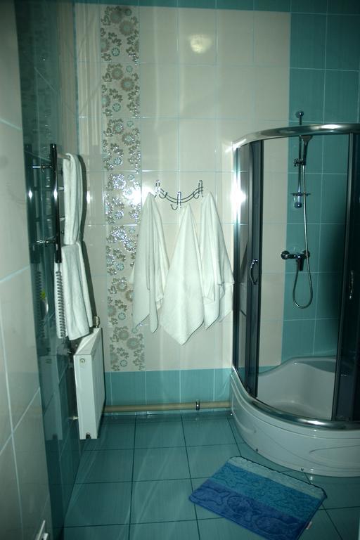 Pysanka Hotel Kołomyja Pokój zdjęcie