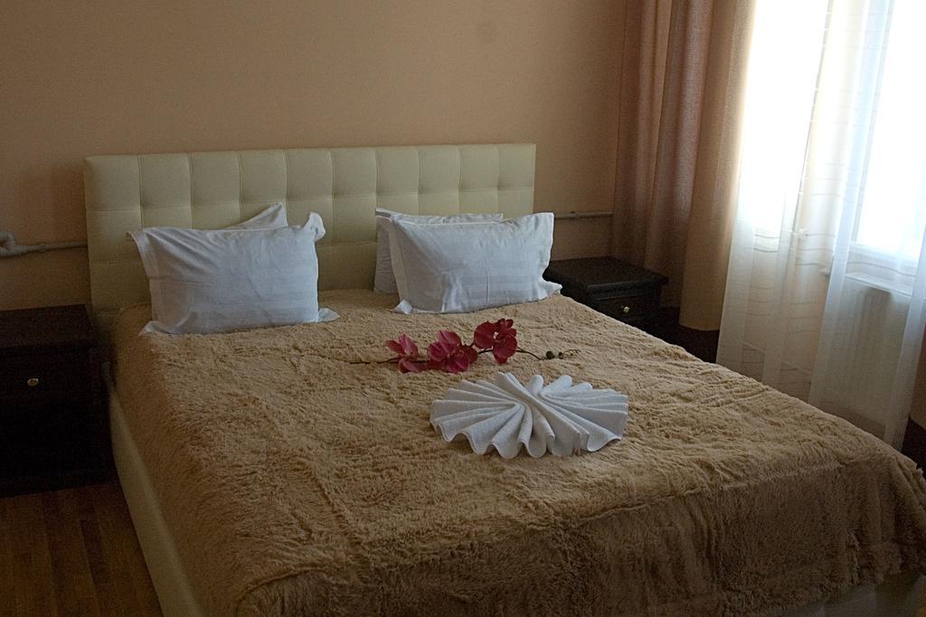 Pysanka Hotel Kołomyja Pokój zdjęcie
